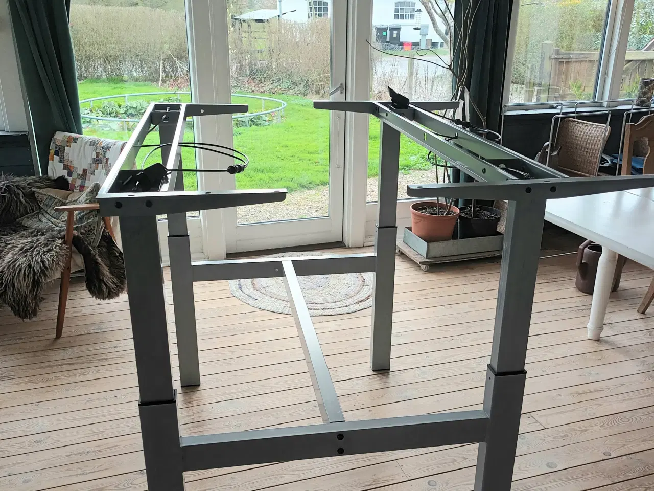 Billede 1 - NY pris. Dobbelt Hæve sænkebord stel.