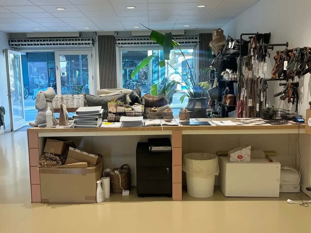 Billede 5 - Butikslokale midt på gågagden i Allerød til leje