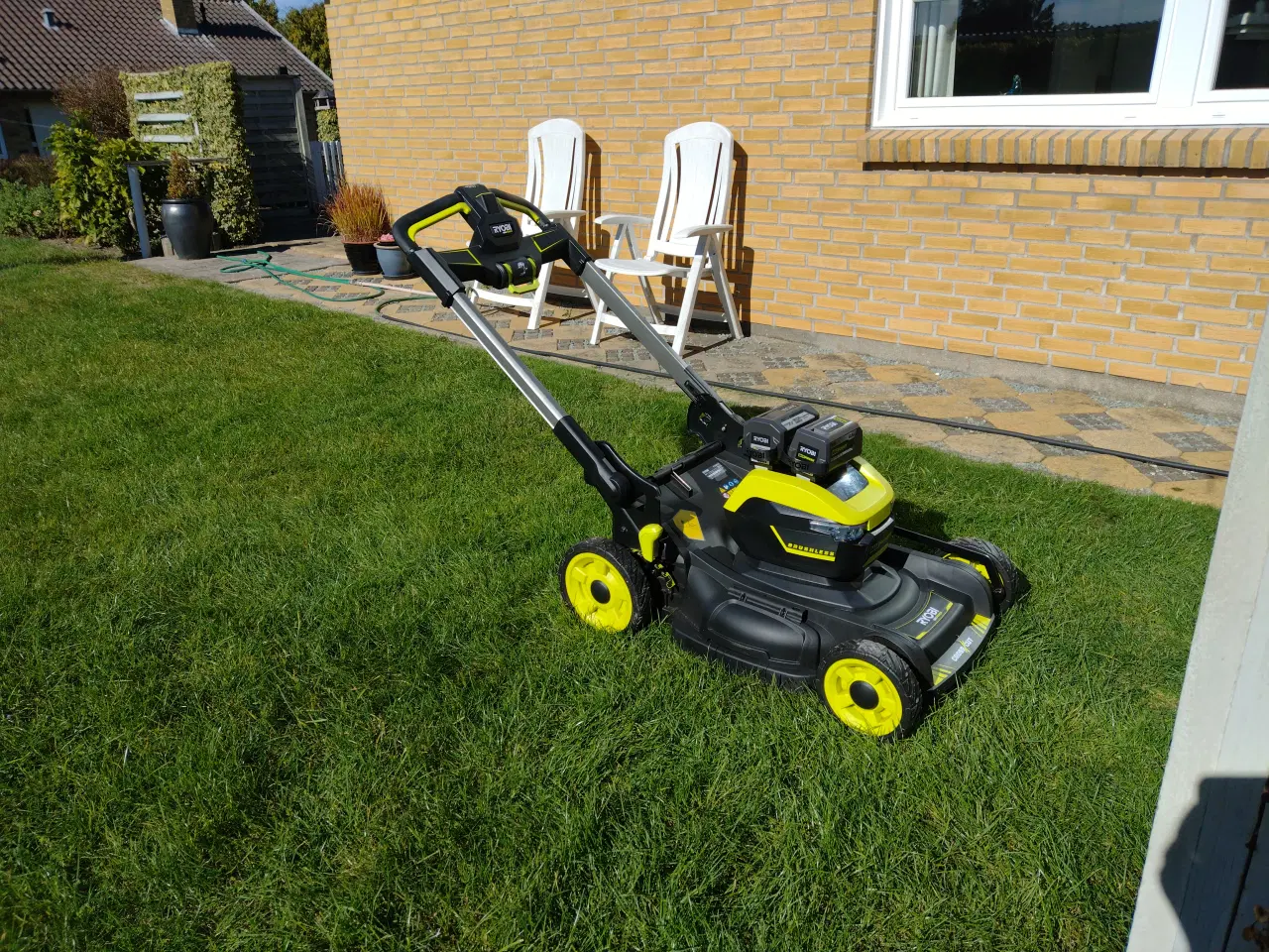 Billede 2 - Ryobi akku plæneklipper. Max Power 36V.