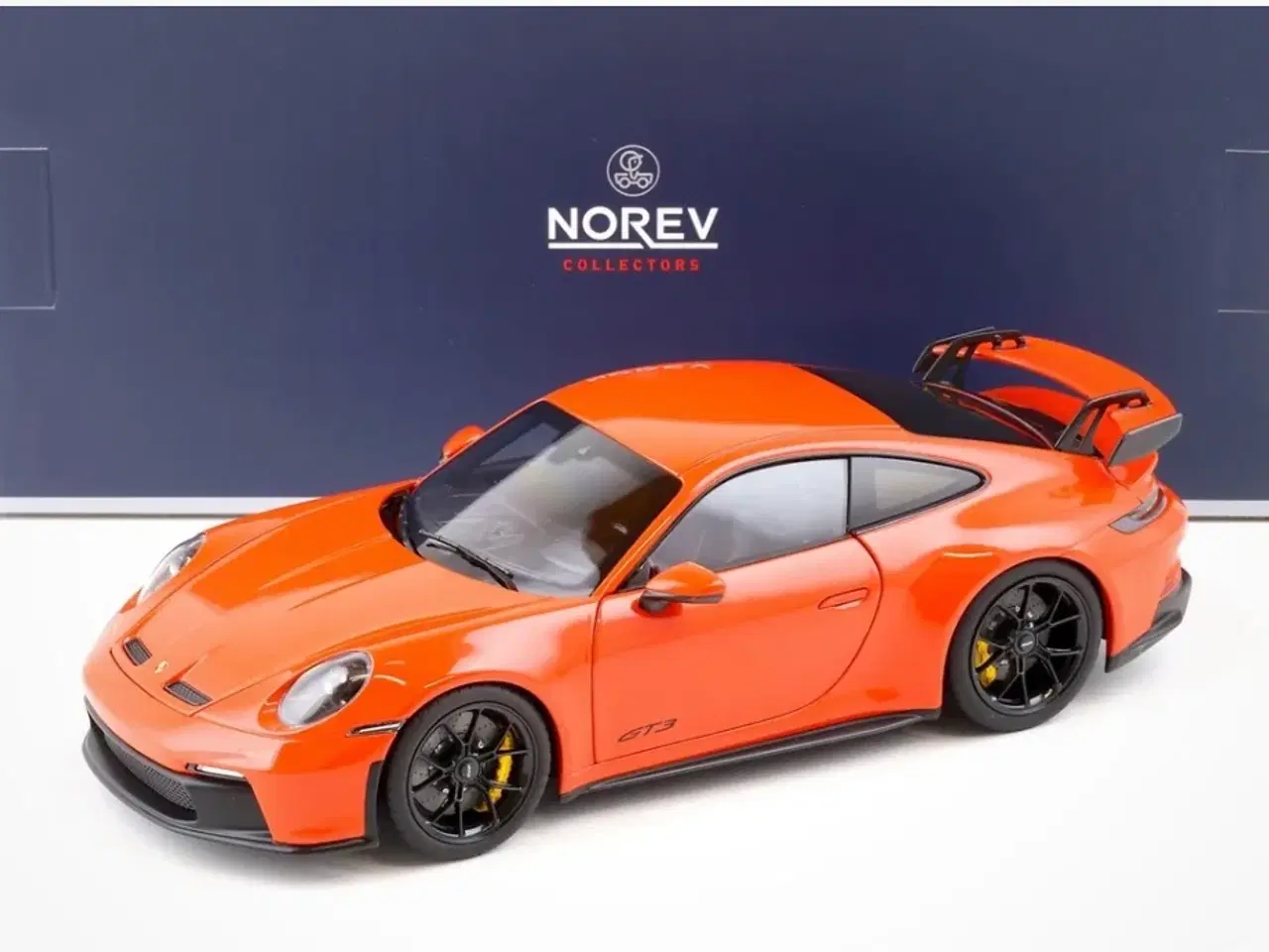 Billede 1 - 1:18 Porsche 911(992)GT3 Coupe 2021