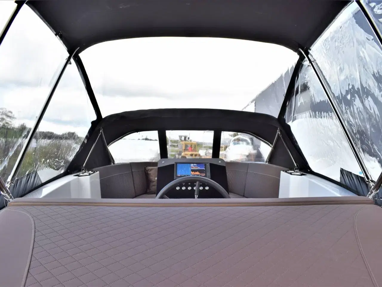 Billede 16 - Corsiva 625 Tender 25 HK Yamaha/Udstyr