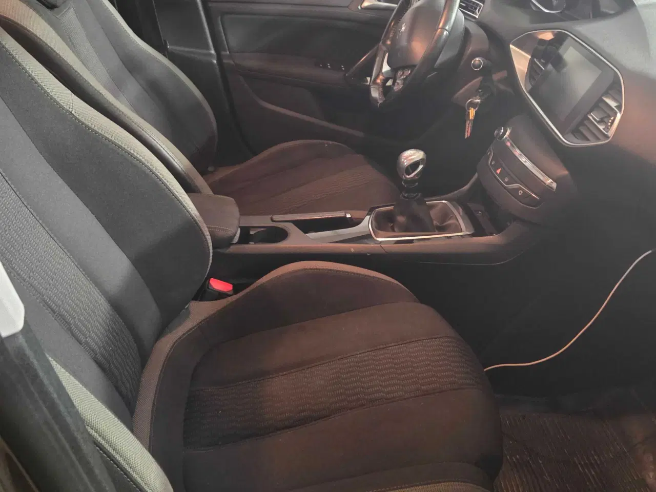 Billede 6 - 308 bluehdi 120 hk style 