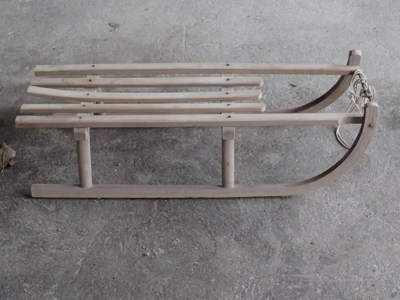 Billede 1 - Kælk retro model til sneglade børn.