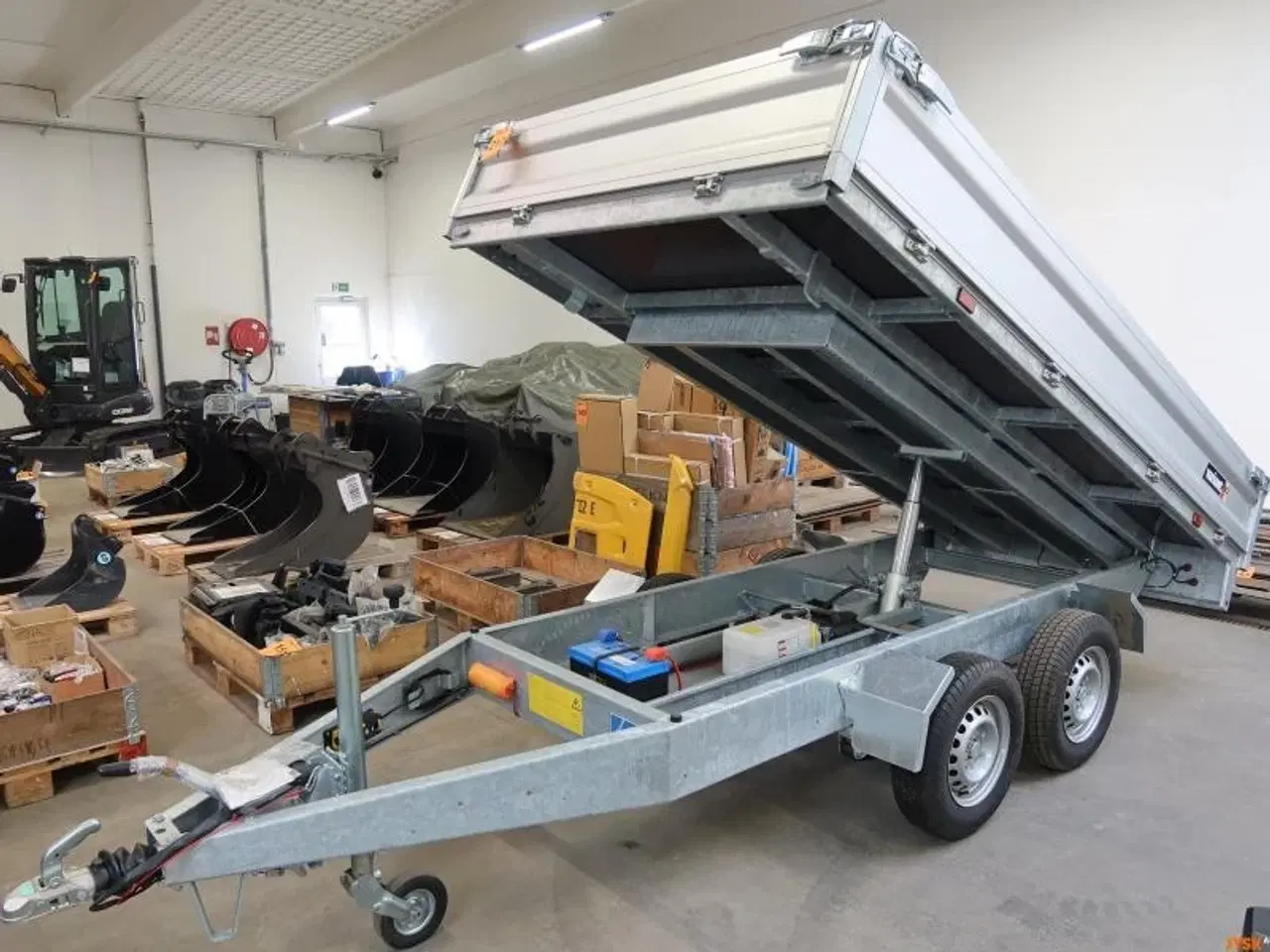 Billede 1 - TIPTRAILER, Vari