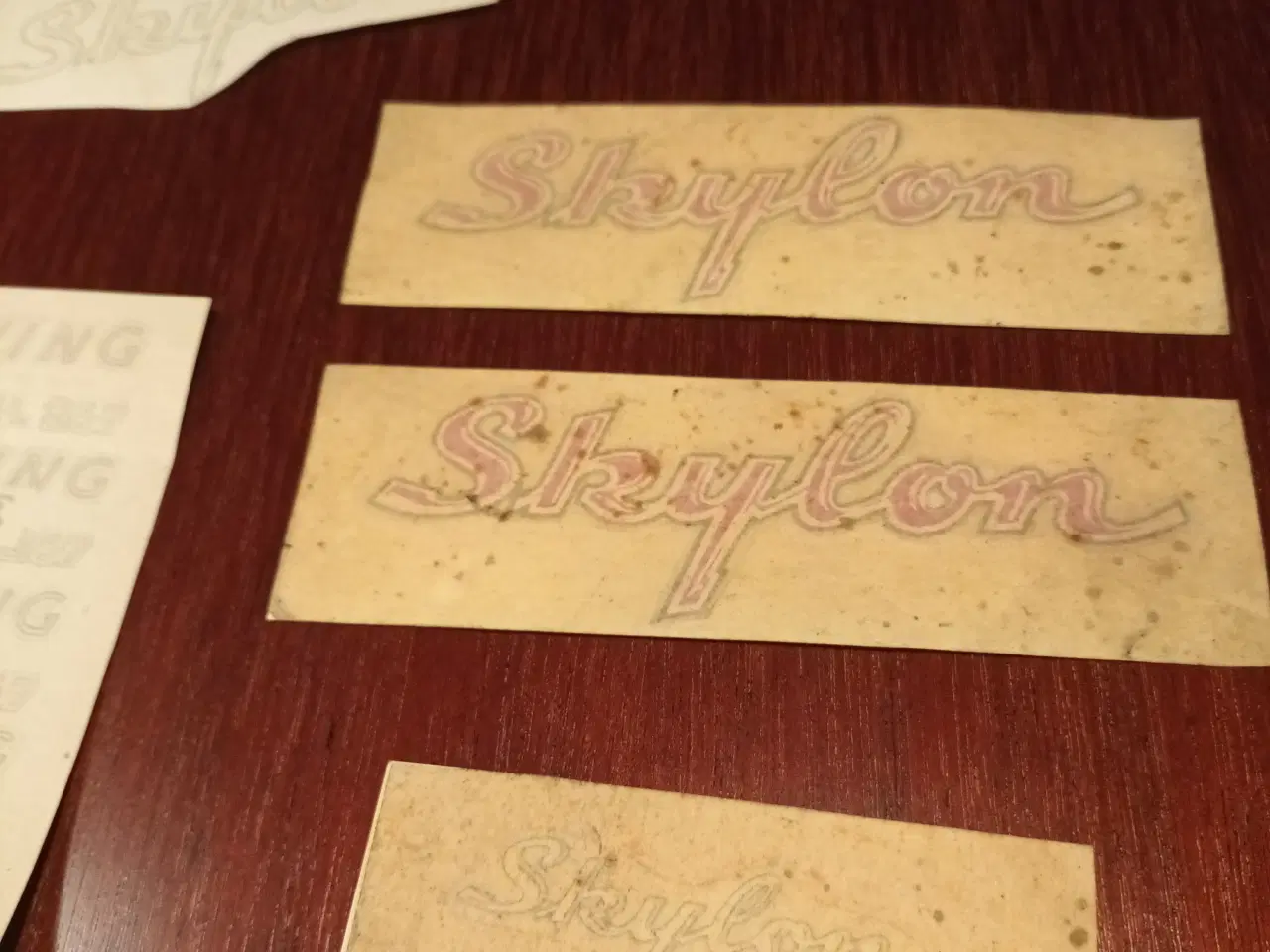 Billede 1 - Skylon klistermærker
