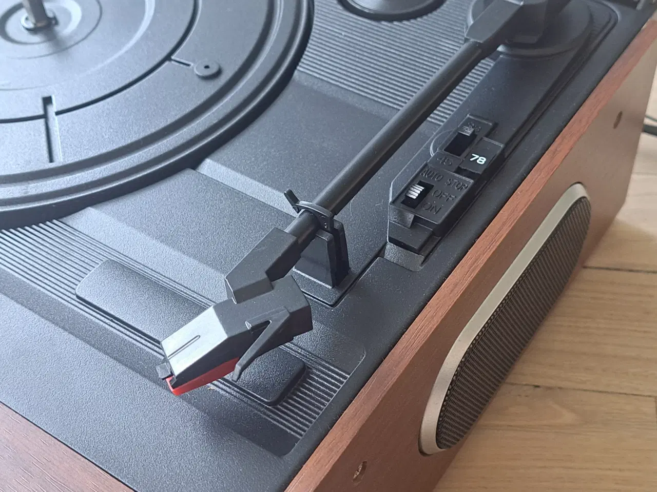 Billede 3 - Pladespiller med FM-radio 