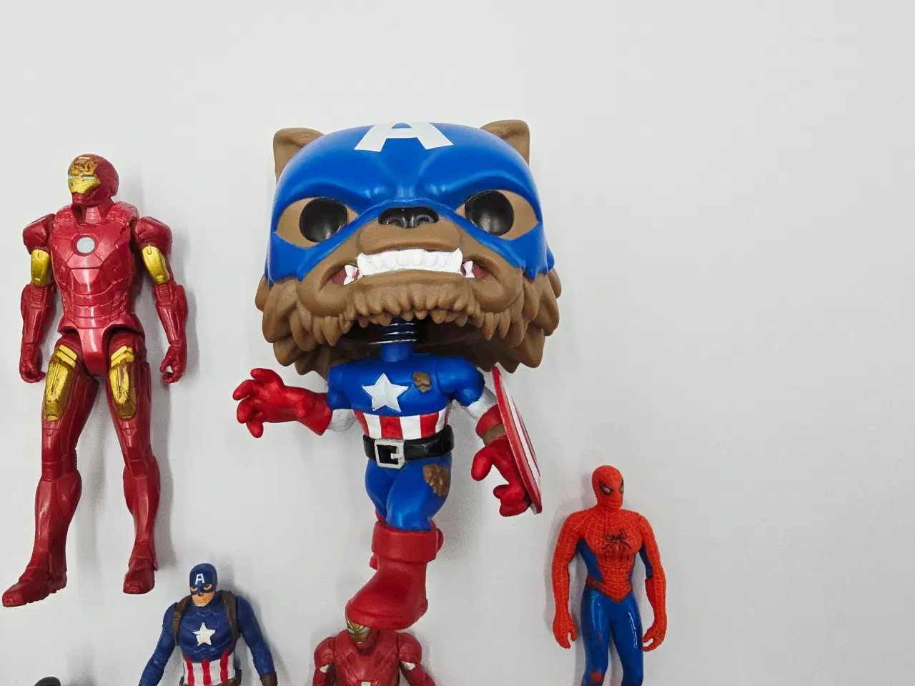 Billede 3 - Superhelte sælges samlet