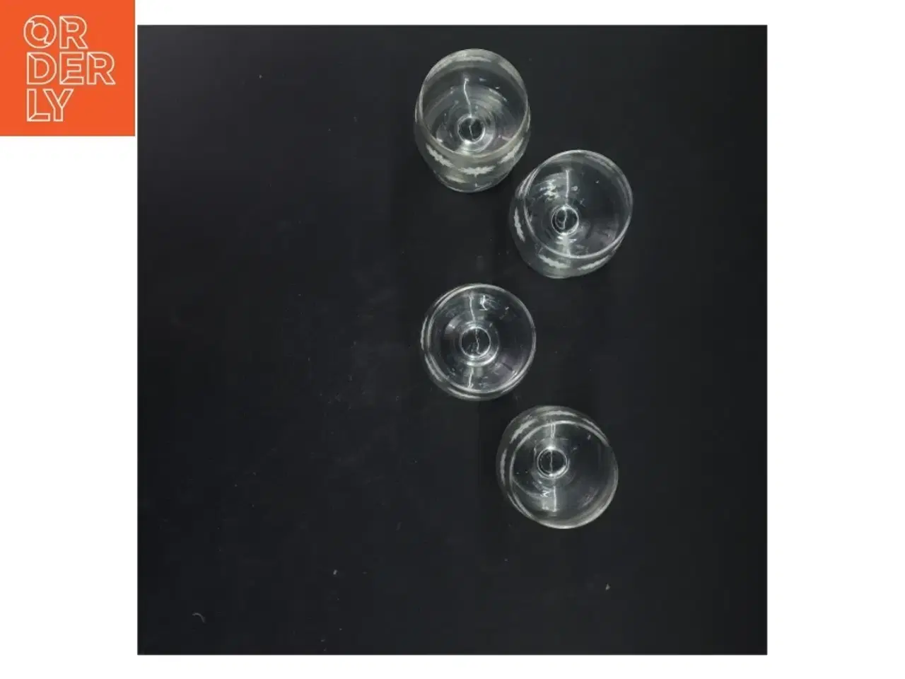 Billede 2 - Sæt af glas med blomsterdesign (str. 15x6 cm)