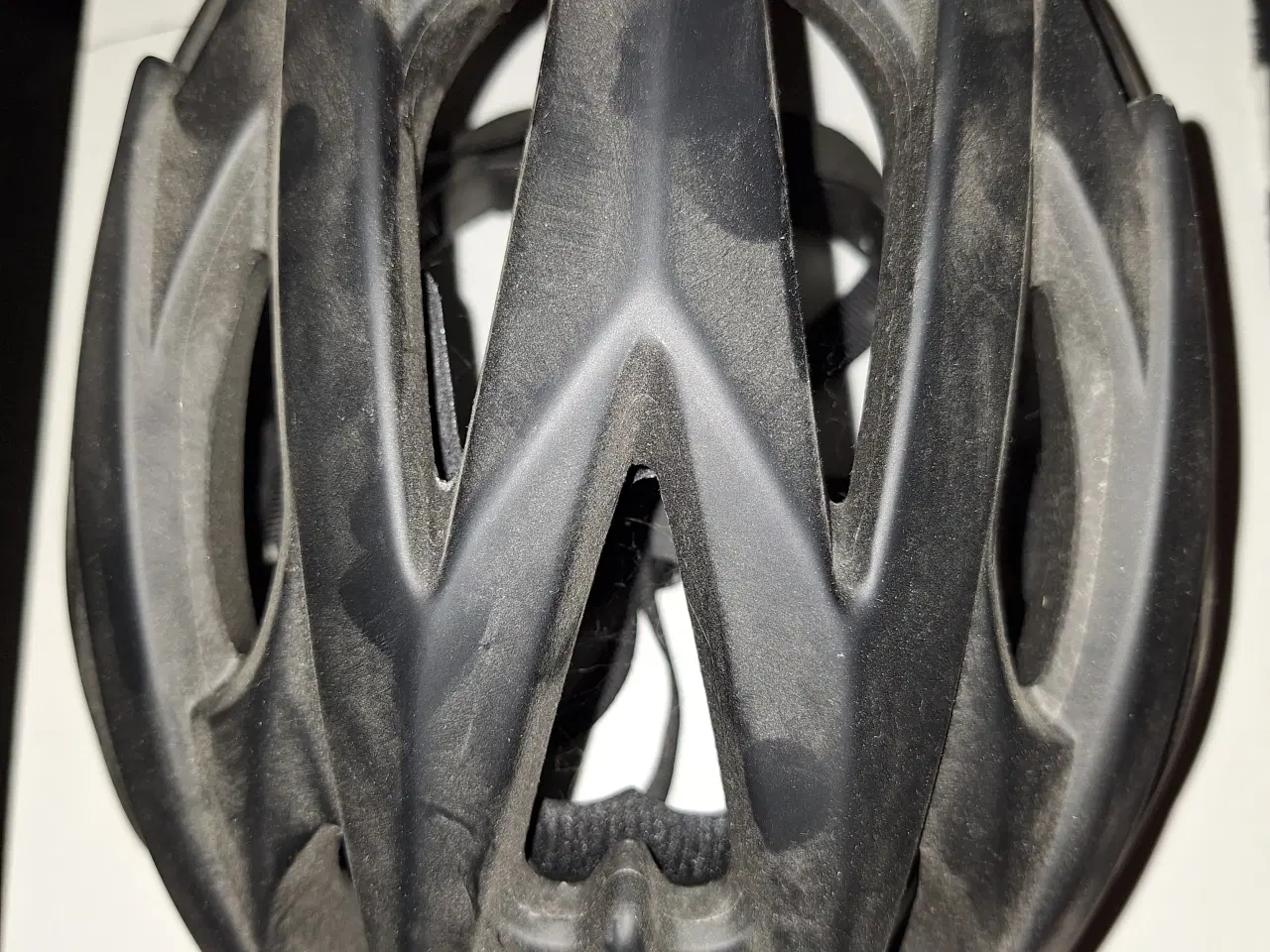 Billede 2 - Cykelsko m/klikpedaler og cykel hjelm