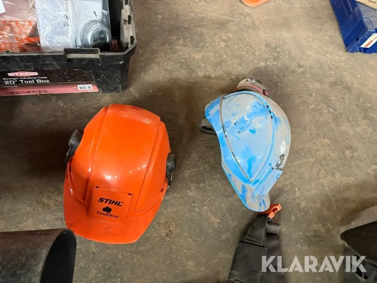 Billede 12 - Parti af udstyr til grønnearealer Stihl
