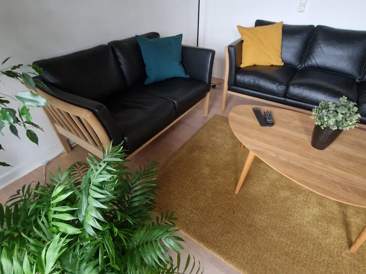 Billede 2 - 2+3 Rosenholm lædersofaer.