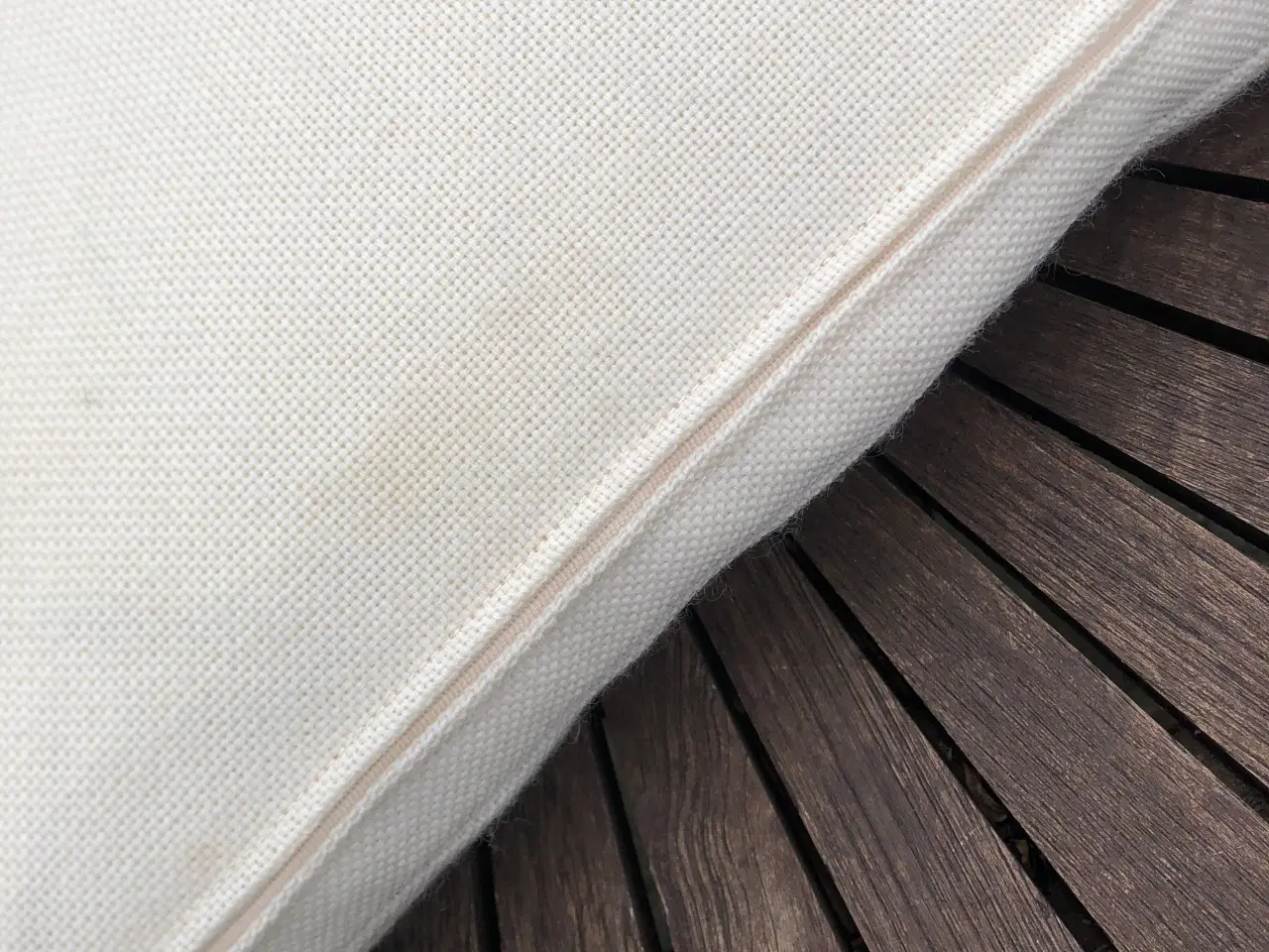 Billede 3 - Broderet pude