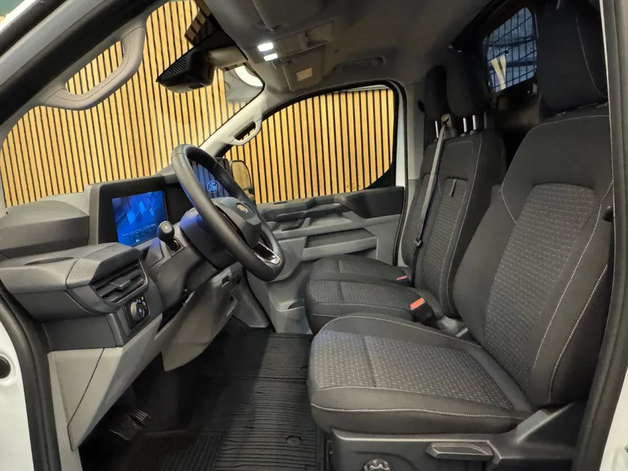 Billede 4 - Ford Transit Custom 320L 2,0 EcoBlue Trend aut.