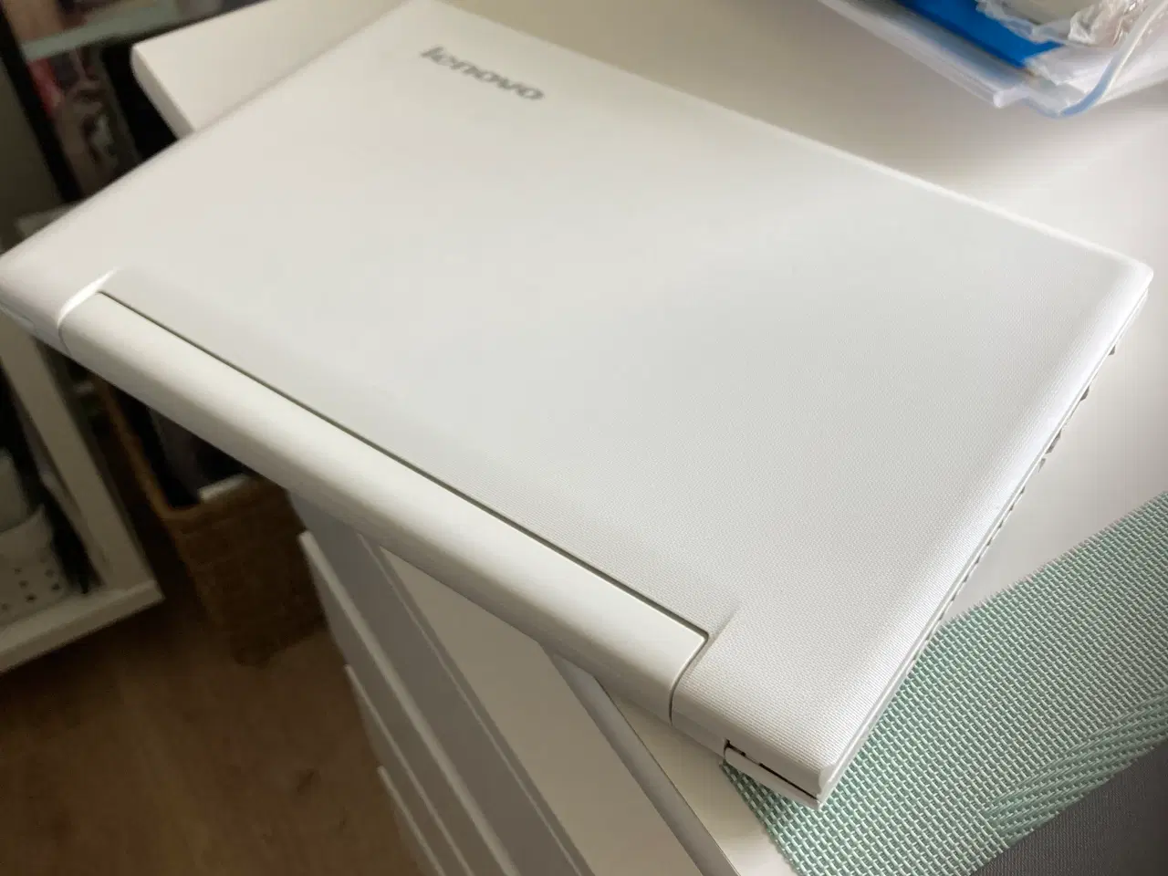 Billede 1 - Levono V340 17,3`` 