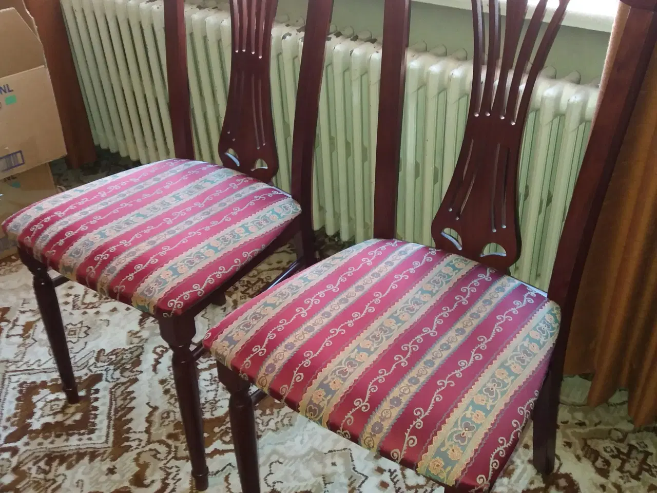 Billede 1 - 4 mahogni stole 
