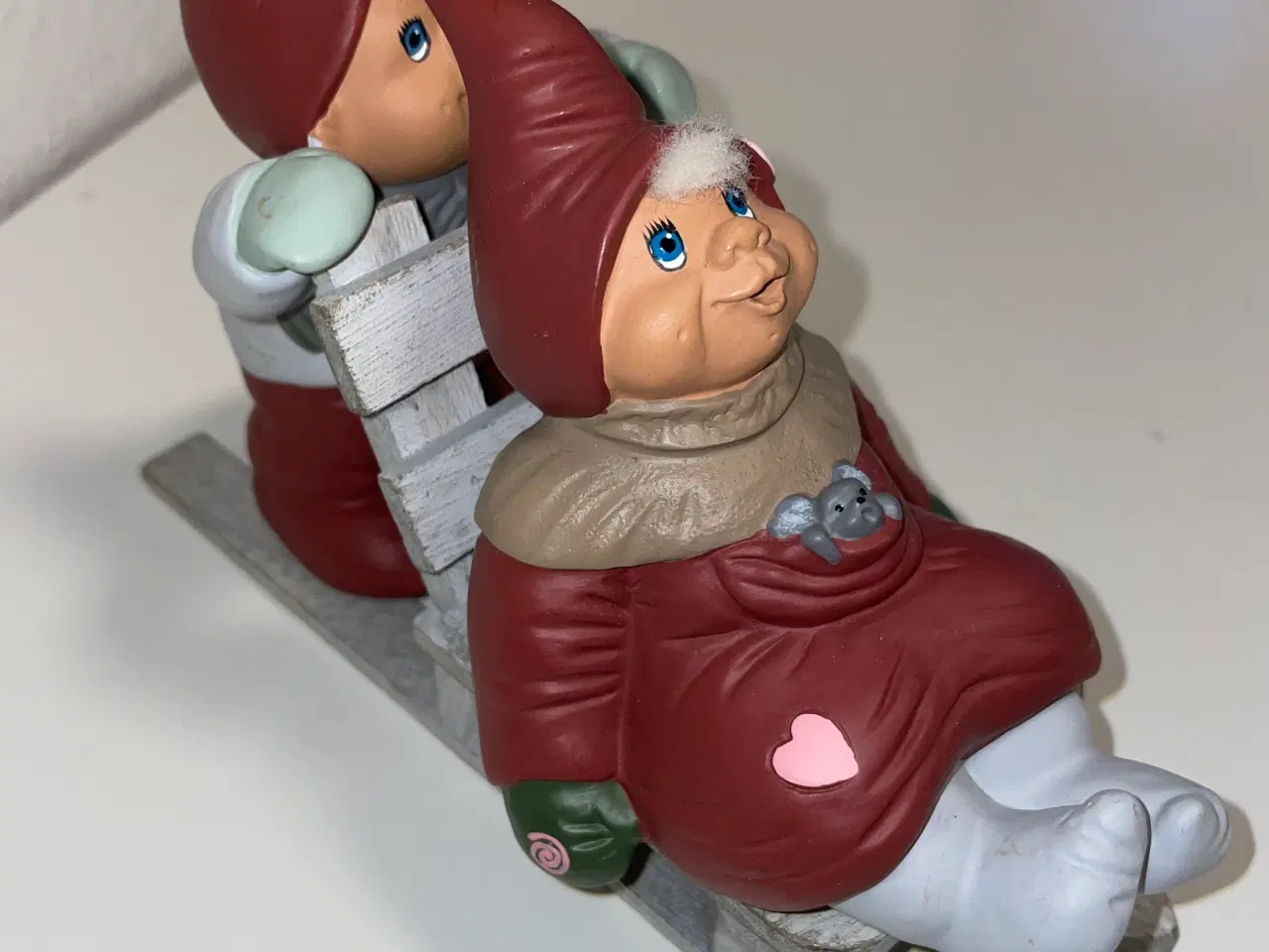 Billede 2 - Klarborg årsnisse par på slæde