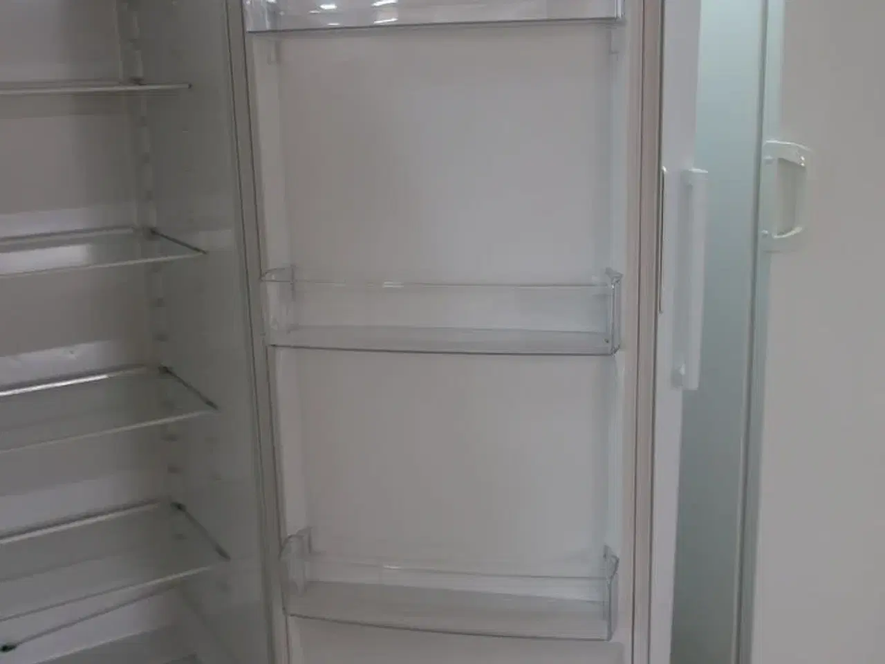 Billede 5 - Køleskab ZANUSSI ZRA40100WA