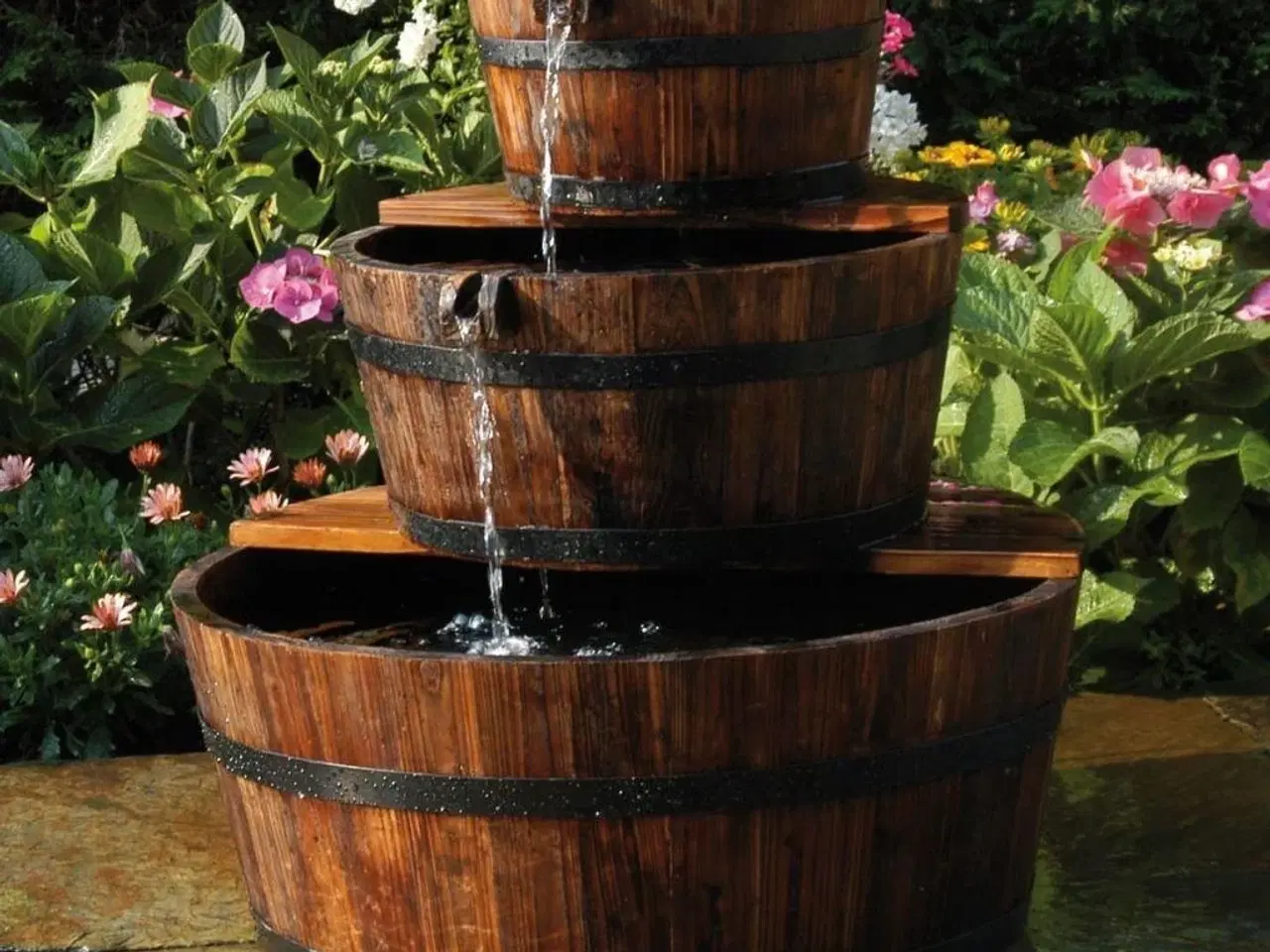 Billede 1 - havevandfald fontæne trætønde sæt med 3 tønder