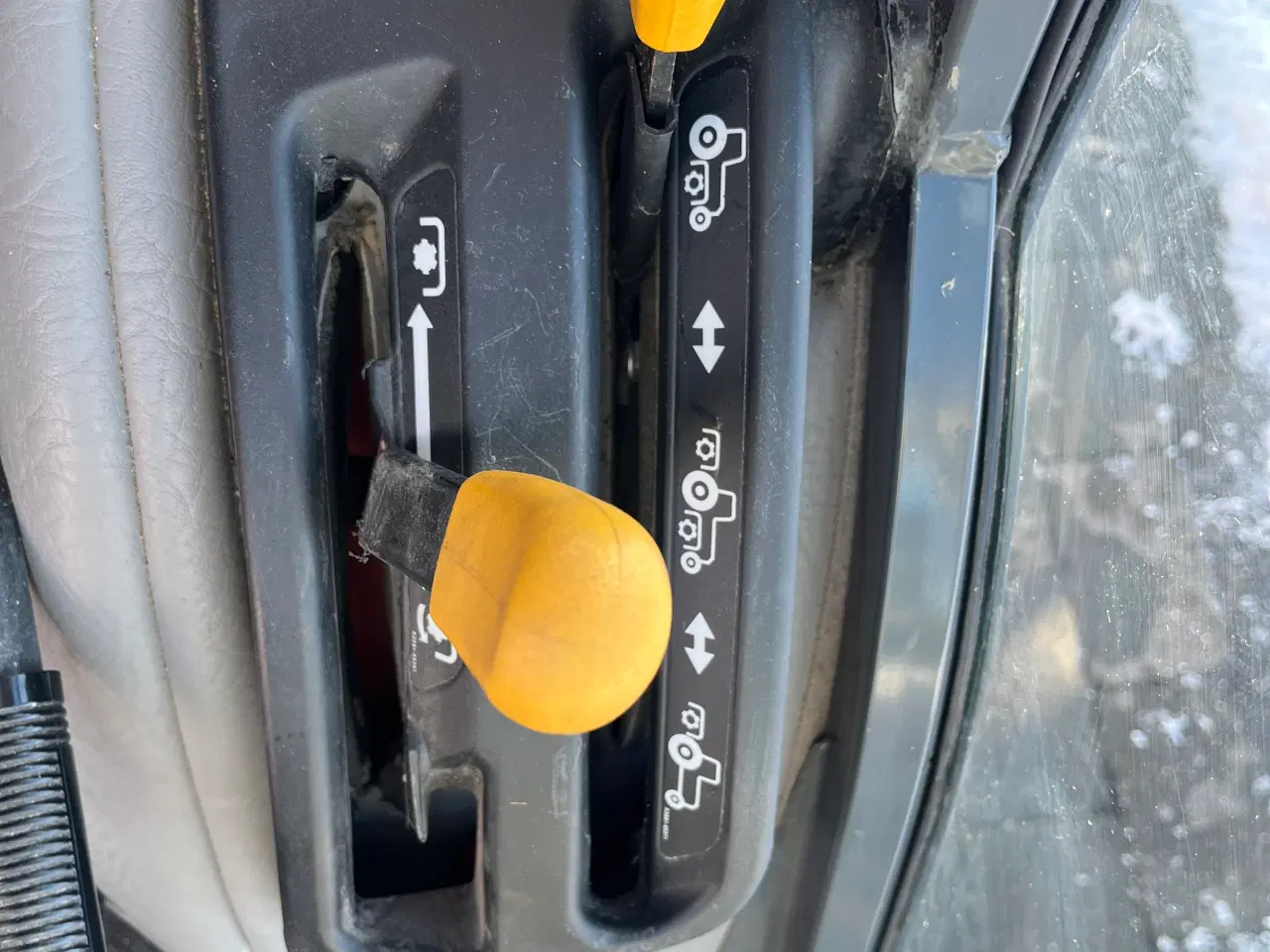 Billede 12 - Kubota 2350 med kost