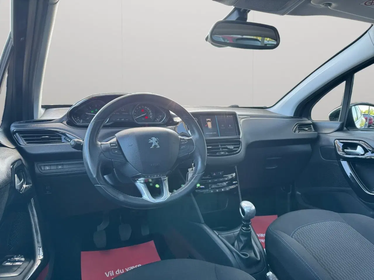 Billede 5 - Peugeot 208 1,5 BlueHDi 100 Signature Sky