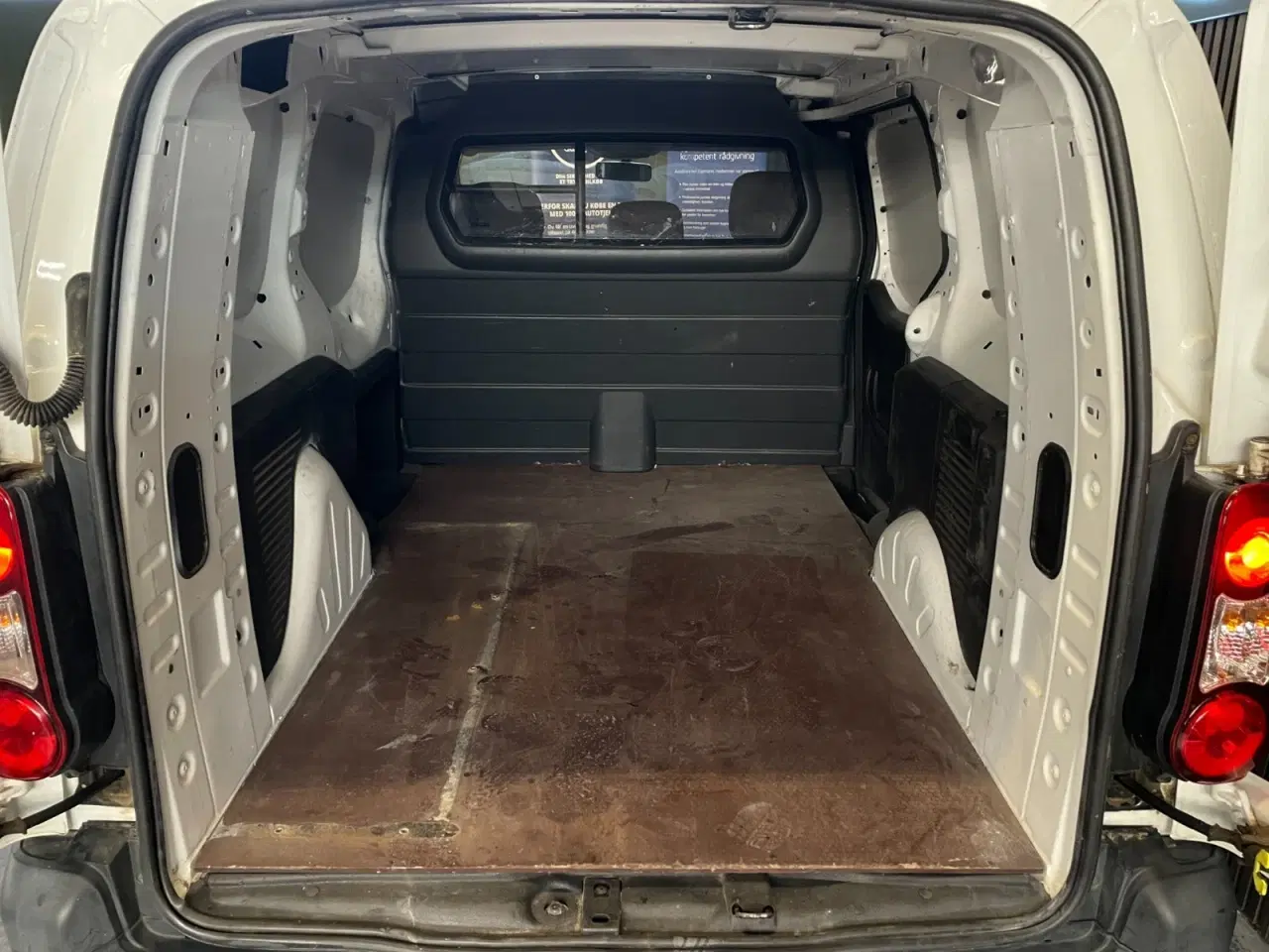 Billede 6 - Peugeot Partner 1,6 e-HDi 90 L2N2 Van