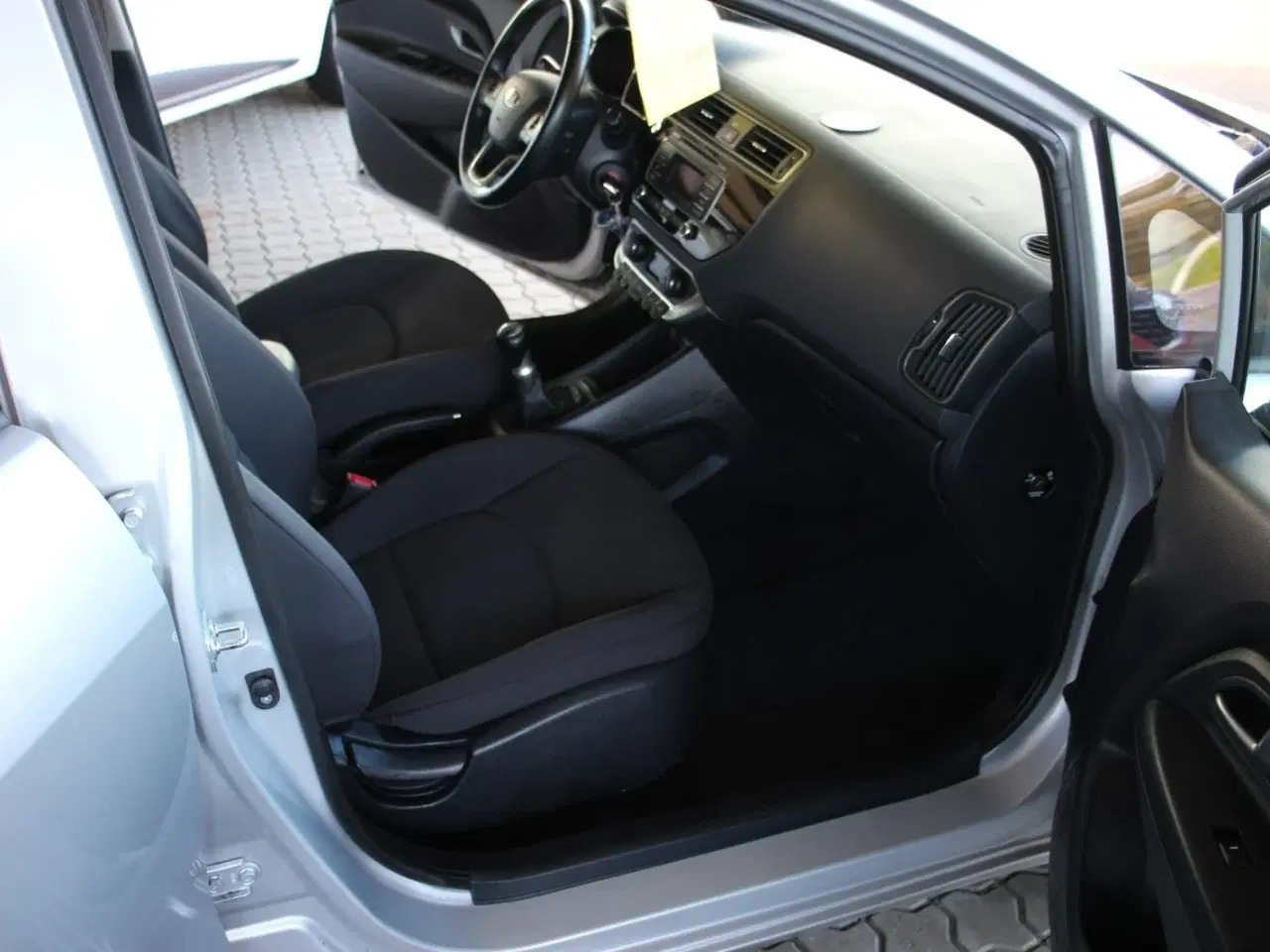 Billede 12 - Kia Rio 1,2 CVVT Limited