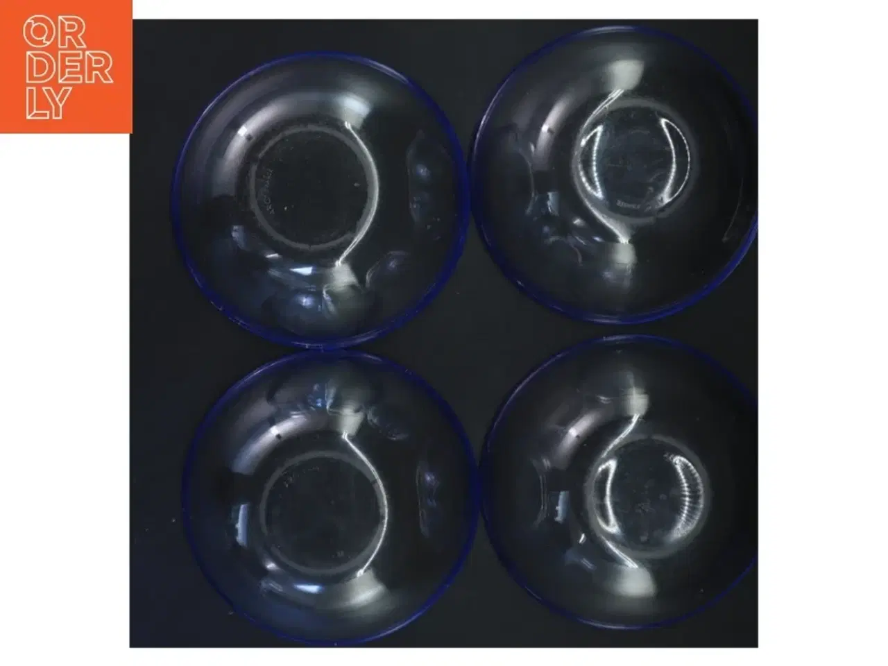 Billede 3 - Sæt af fire glas skåle (str. Ø 15x8 cm)