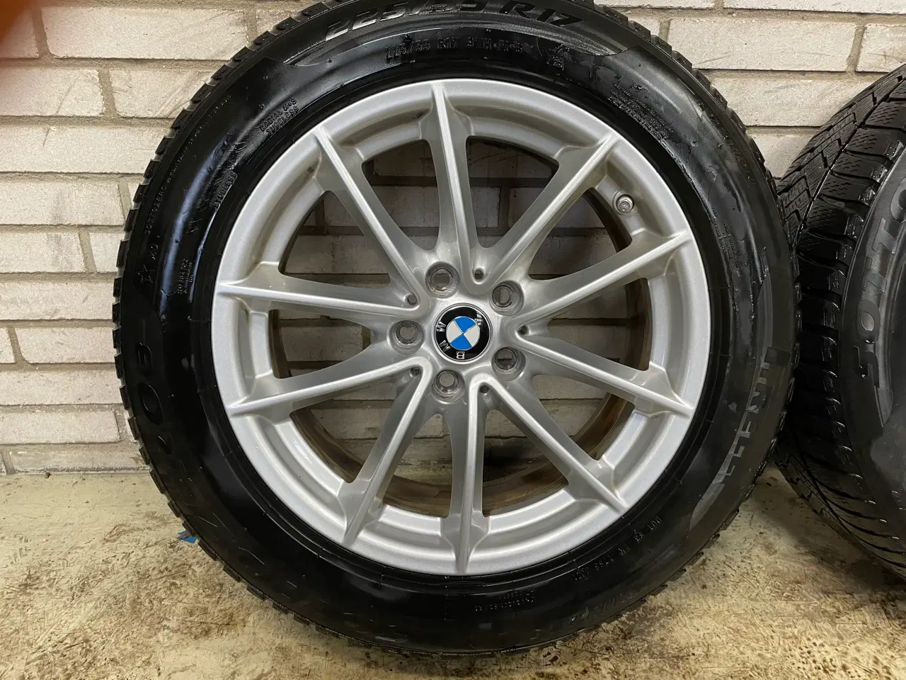 Billede 3 - 17 BMW 530e 225/55r17 Ref.967A vinter