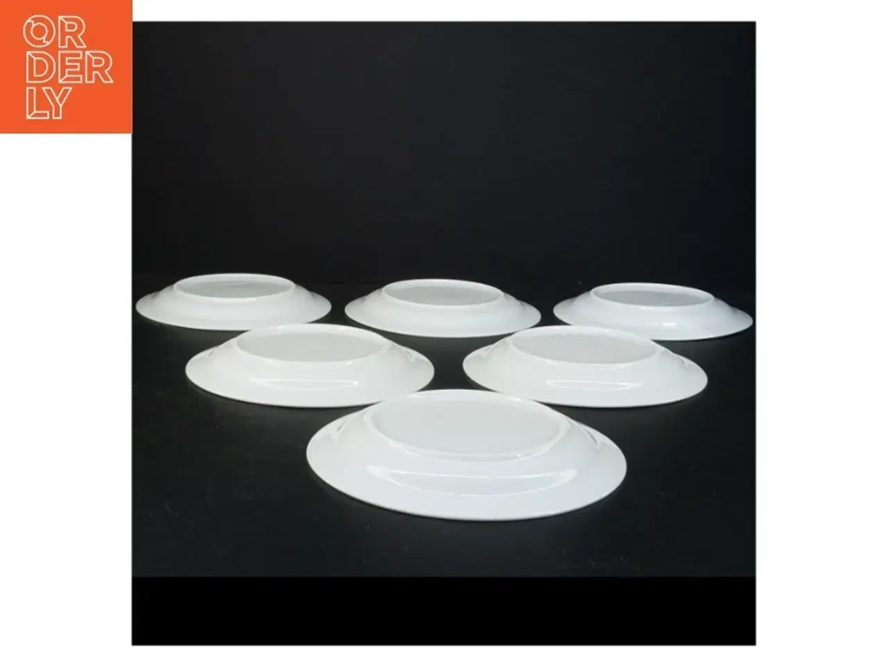Billede 2 - Hvide porcelænstallerkener (str. 17 x 2 cm)