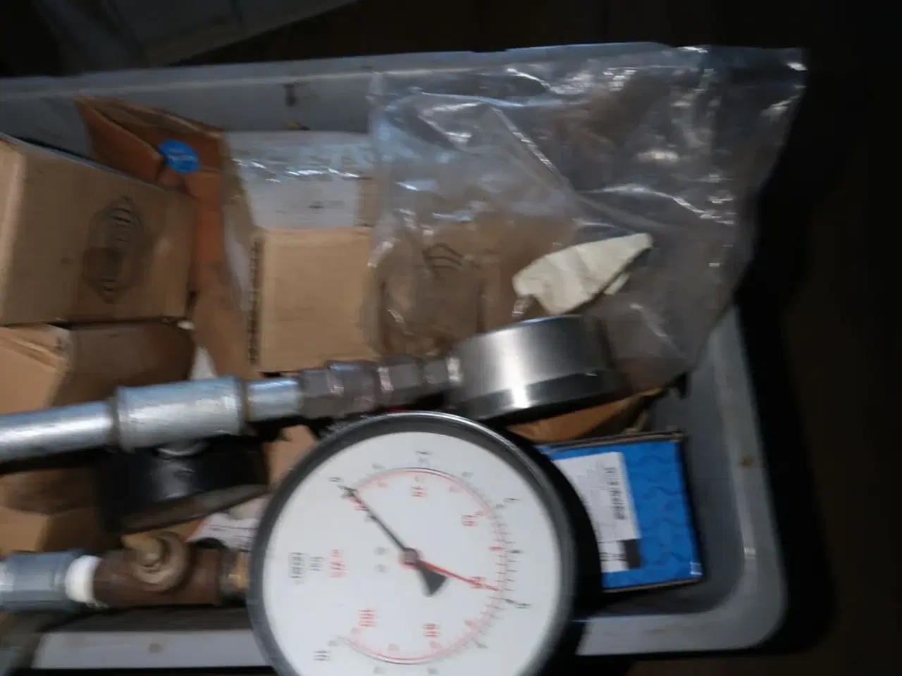 Billede 13 - Grenreol med div. Tagrender, rør m.m.