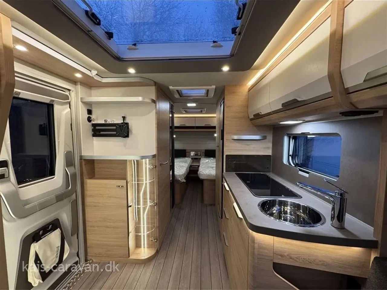 Billede 13 - 2024 - Knaus Südwind 540 UE   Centralvarme og vandbåren gulvvarme.