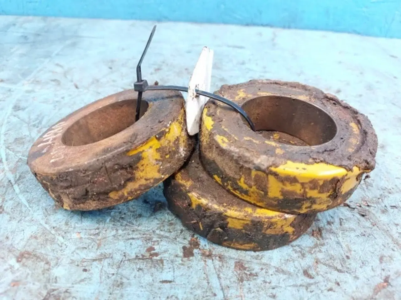 Billede 3 - Hydrema 806 Metalstøtte 402480 3stk 