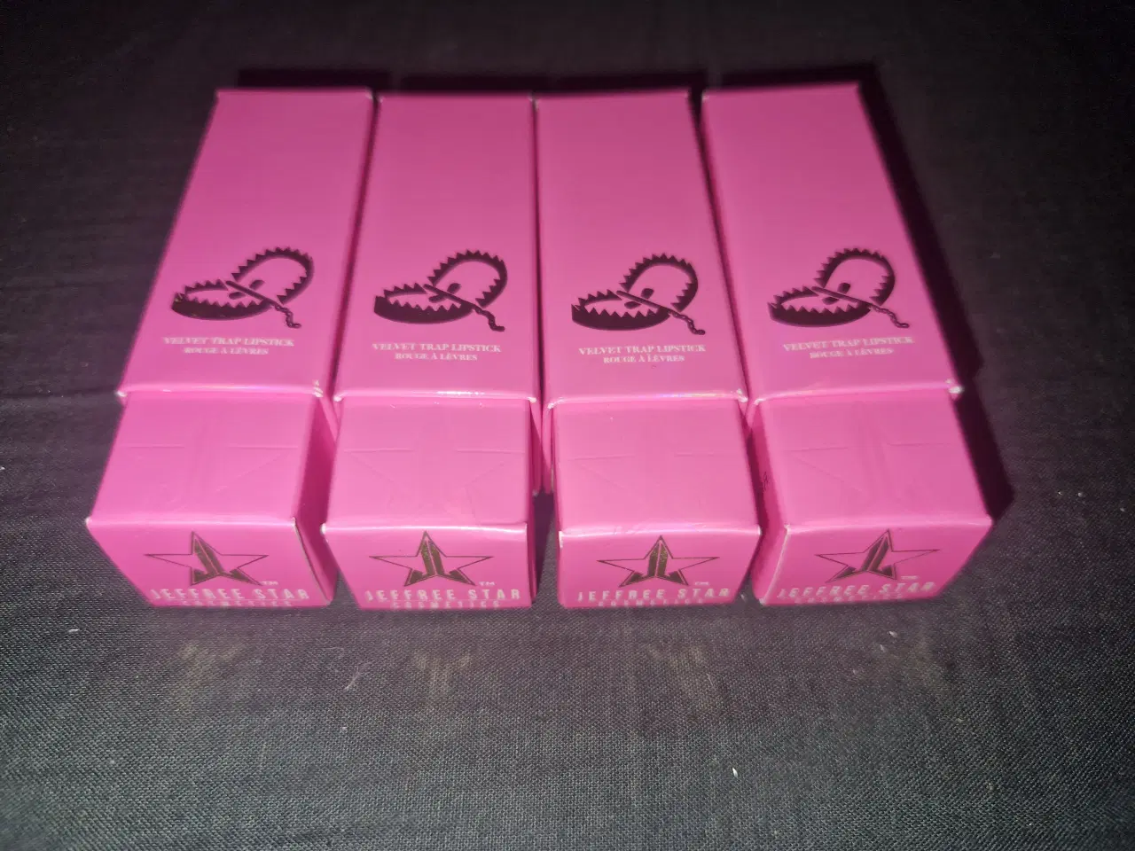 Billede 1 - Jeffree Star Cosmetics, Velvet Trap Lipstick.
