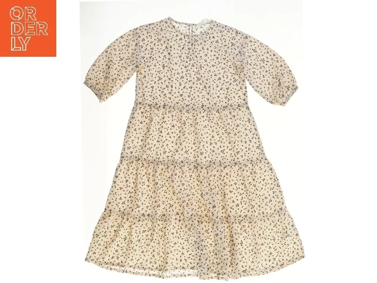 Billede 1 - Langærmet kjole med blomsterprint fra H&M (str. 152)