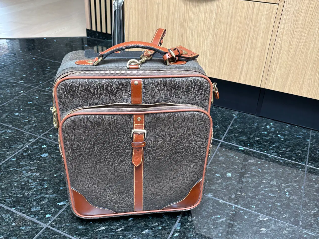 Billede 1 - Mulberry trolley/kabine kuffert.