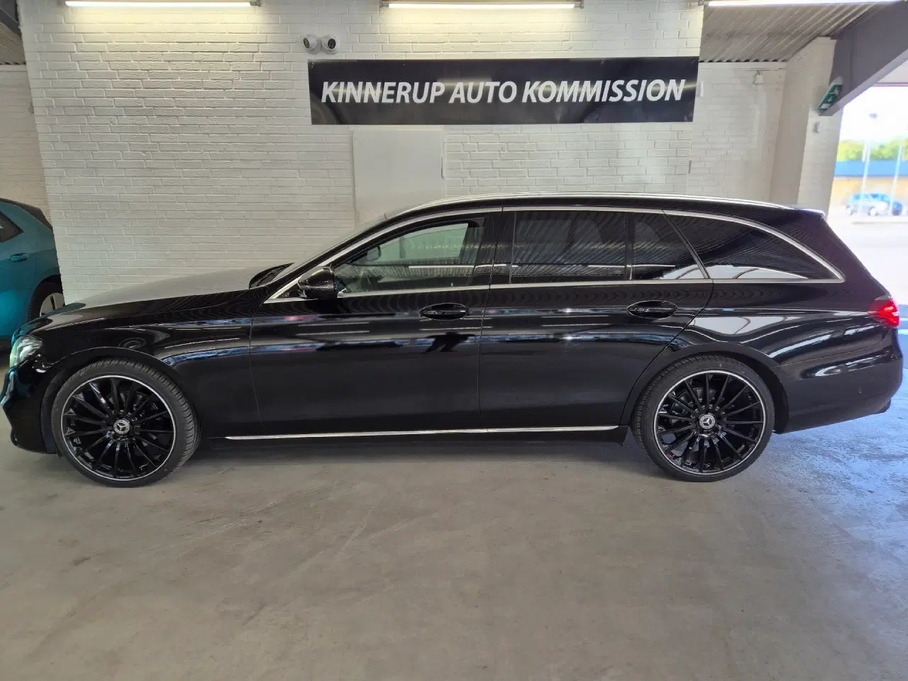 Billede 3 - Mercedes-Benz E220 d T 2,0 D Avantgarde 9G-Tronic 194HK Stc Aut.