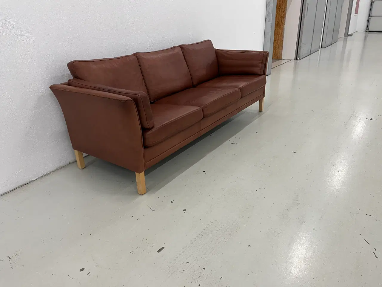 Billede 4 - Mogens Hansen MH2225 3 Pers.Sofa i cognac læder.