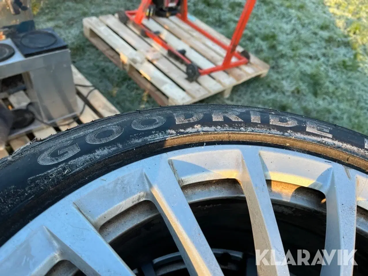 Billede 3 - Dæk Goodrich/contineltal Zupersnow/wintercontact 4 styk