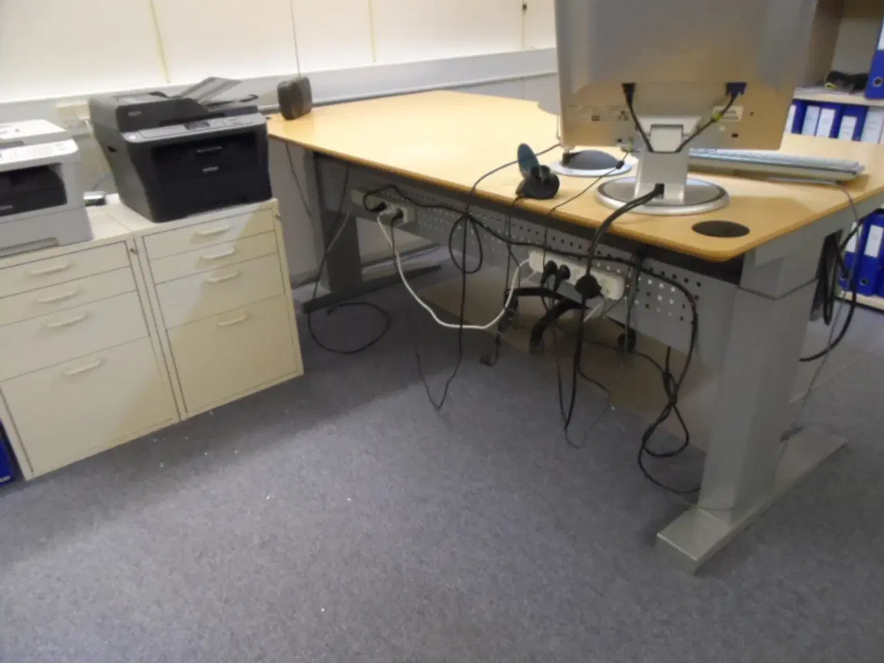 Billede 1 - Skrivebord - gratis