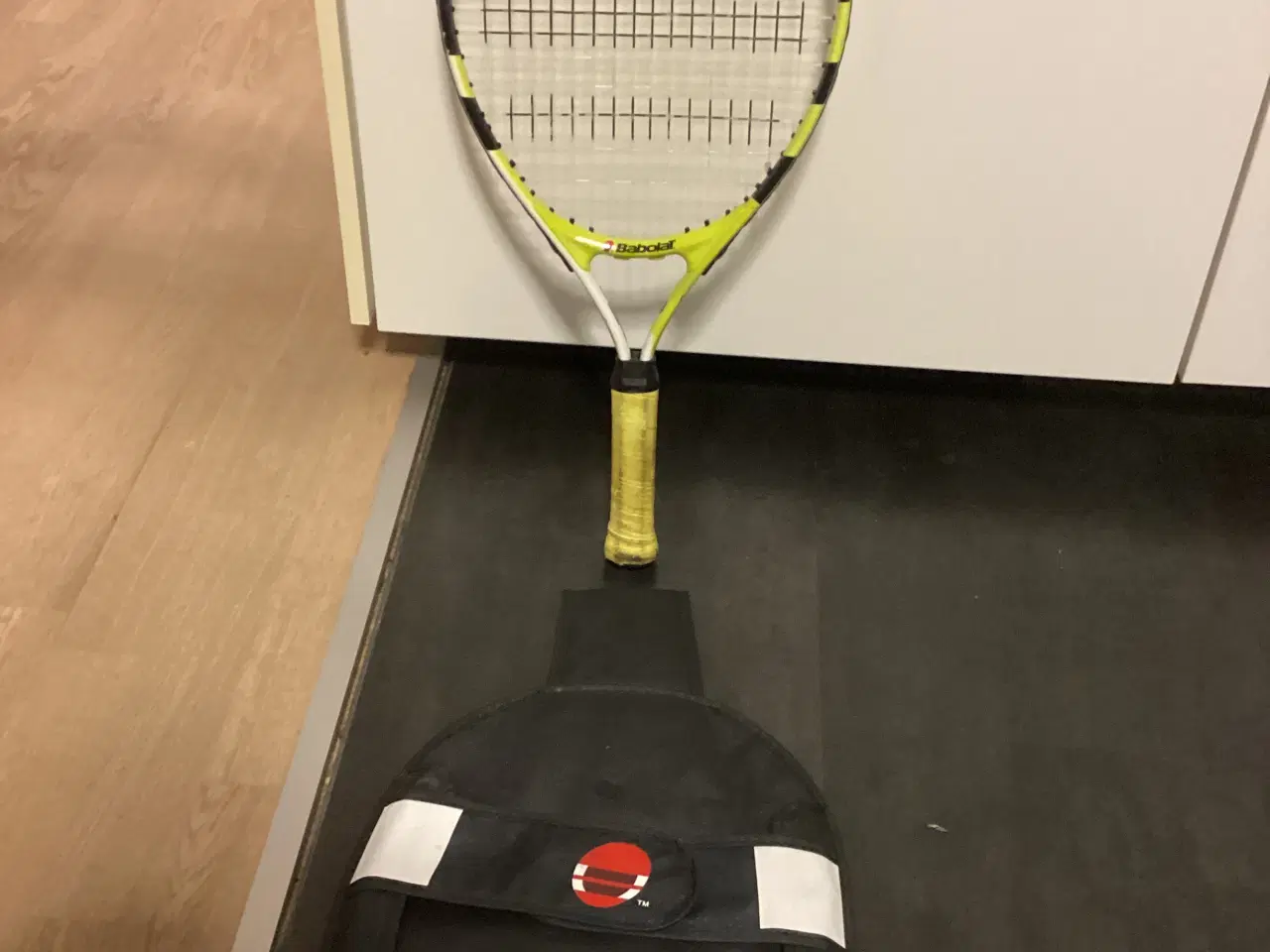 Billede 3 - 2 fine BABOLAT junior tennisketchere. Samlet pris