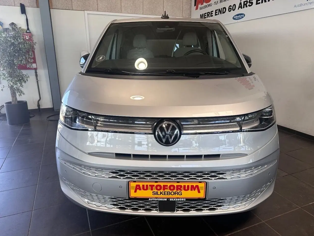 Billede 2 - VW Multivan 1,4 eHybrid Life DSG kort
