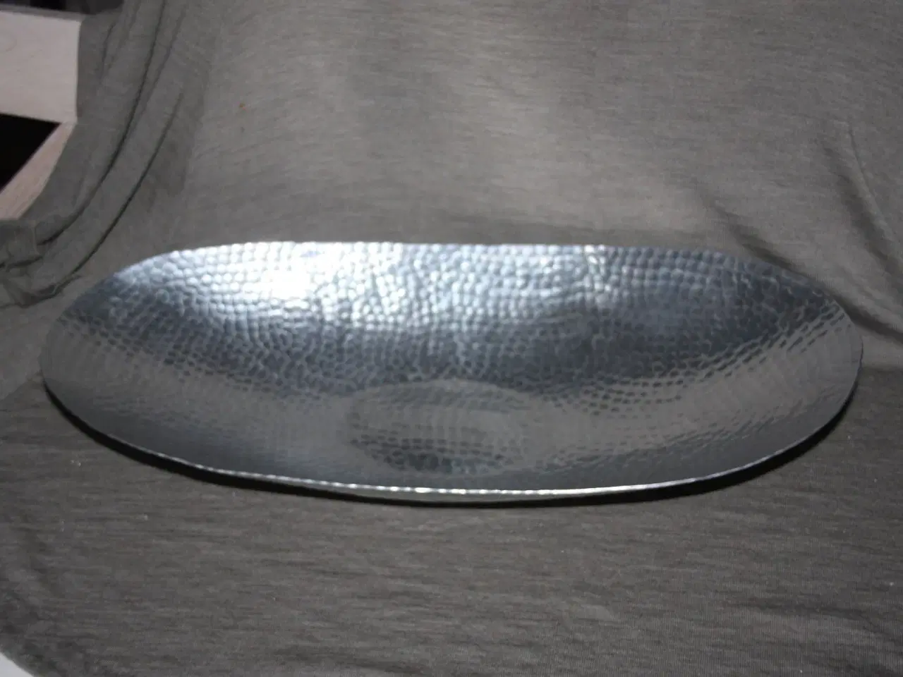 Billede 2 - Design metal skål 51,5 cm x 25,5 cm