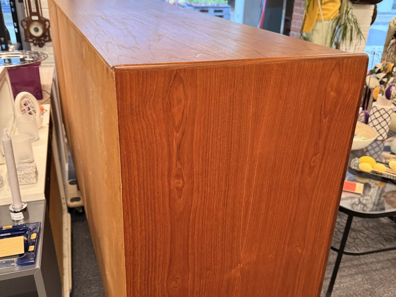 Billede 2 - Skænk i teaktræ 