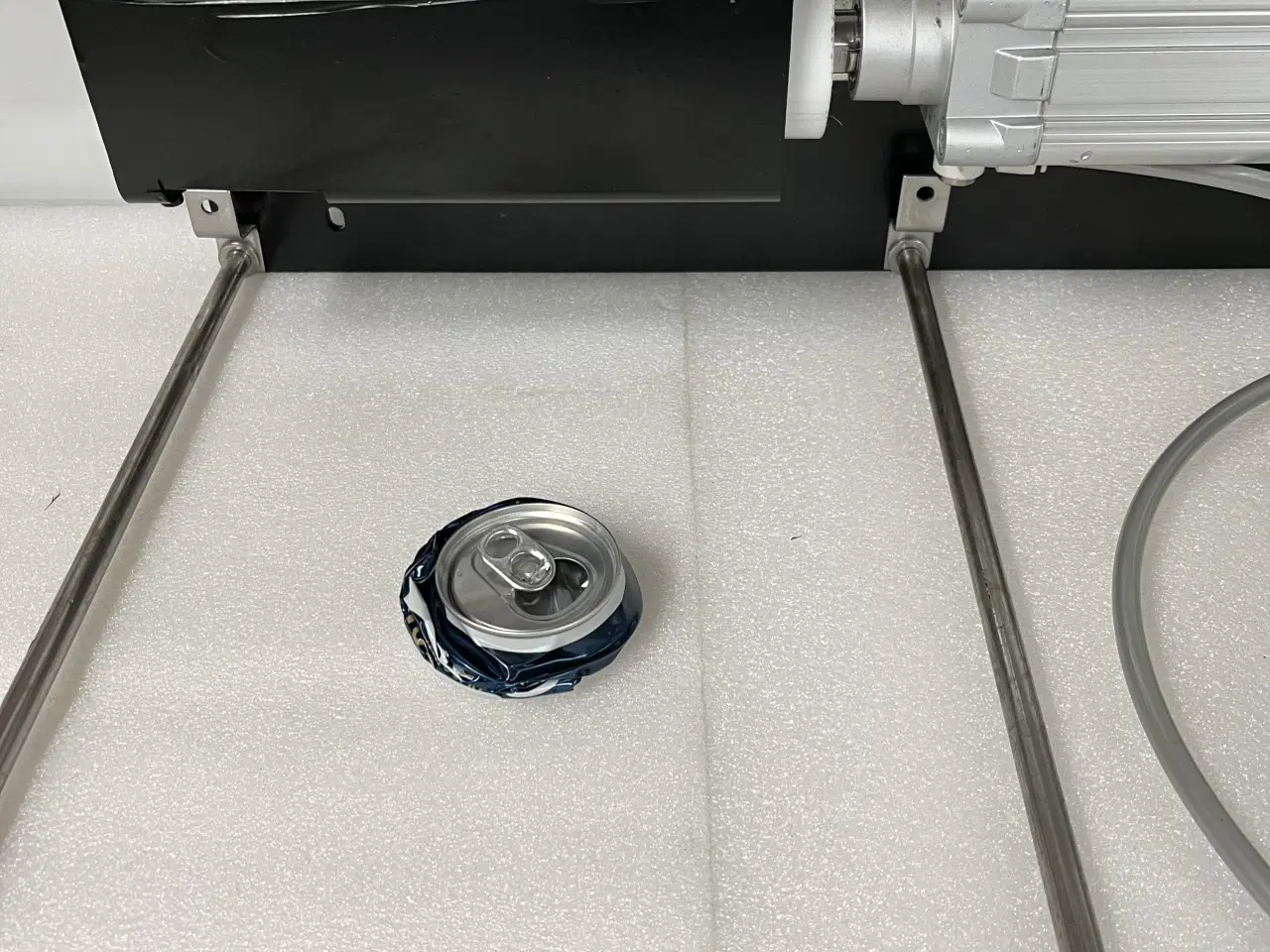 Billede 5 - Dåsepresser 0,33 + 0,5 L , Dåseknuser