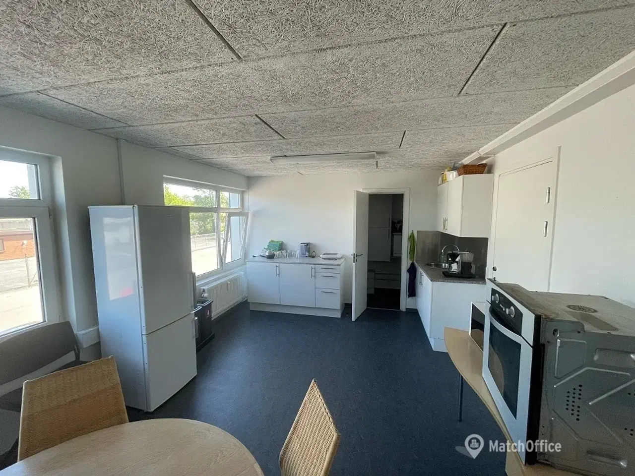 Billede 5 - Lyst og indflytningsklar kontor