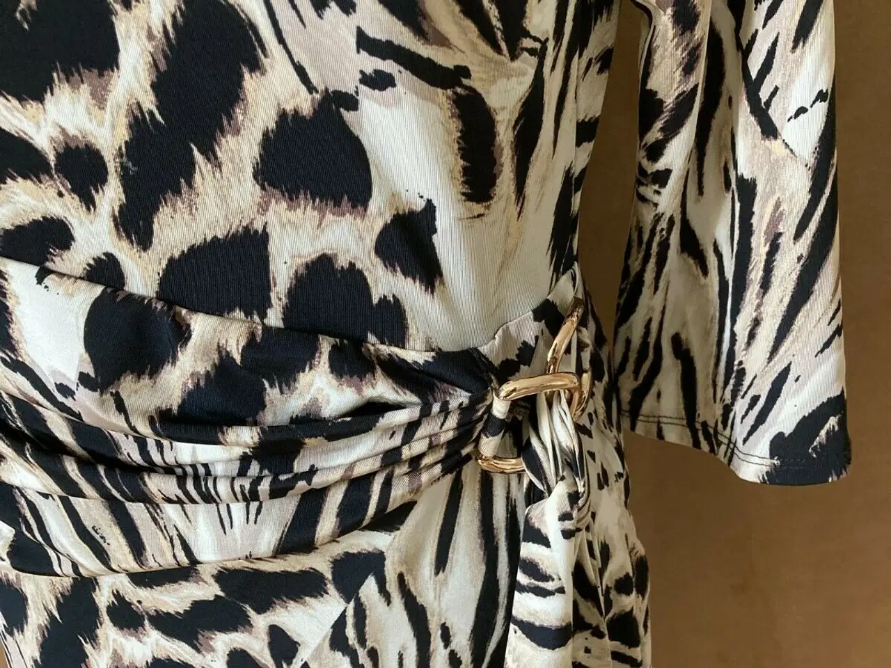 Billede 5 - Leopard Kjole fra Wallis brandet. Størrelse:38/40
