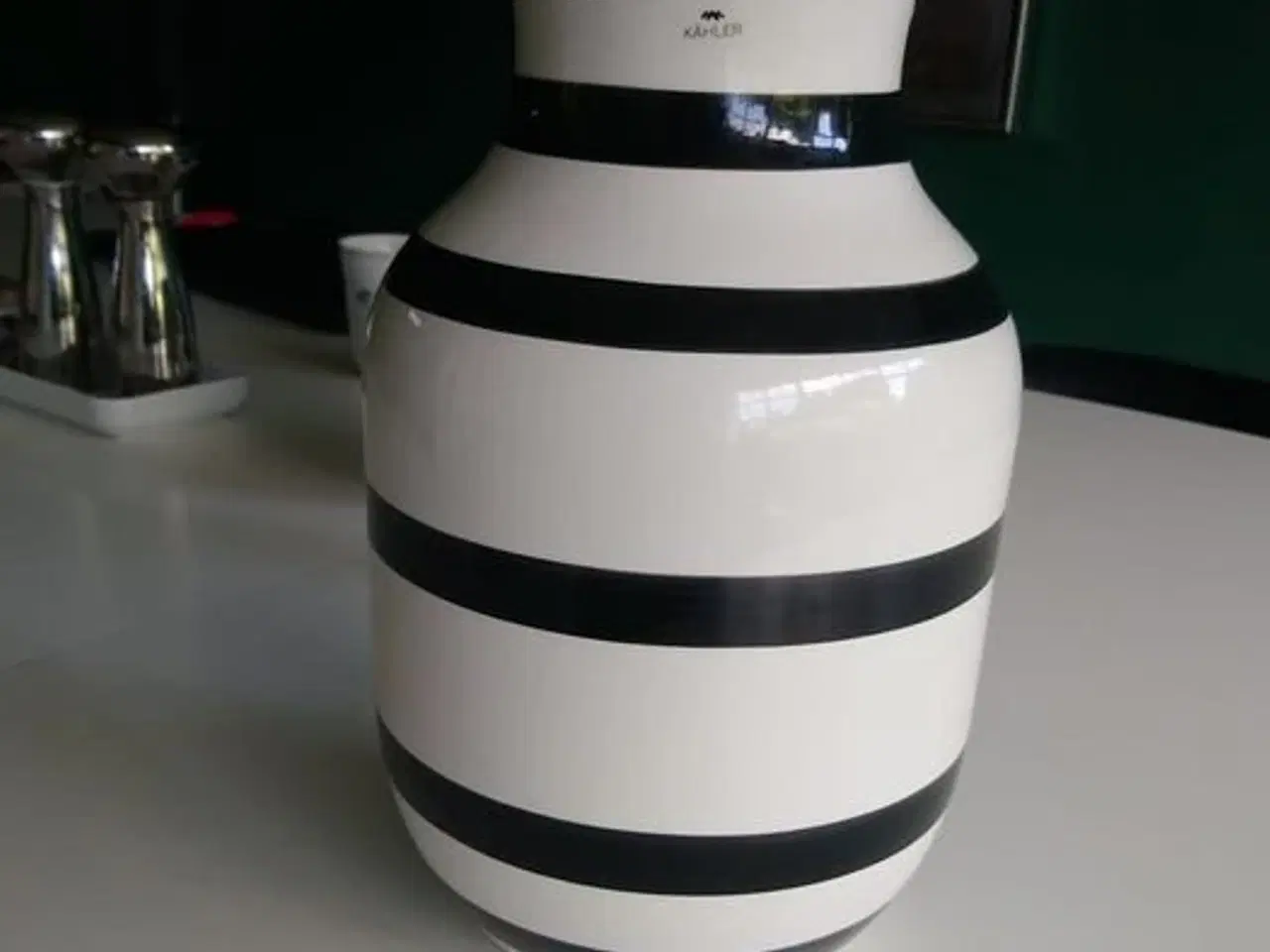 Billede 1 - Kähler vase stor model højde 31 cm.