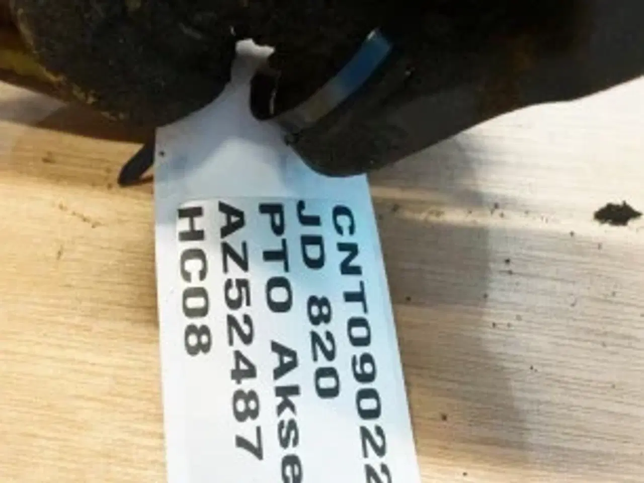 Billede 4 - John Deere 820 PTO Aksel AZ52487