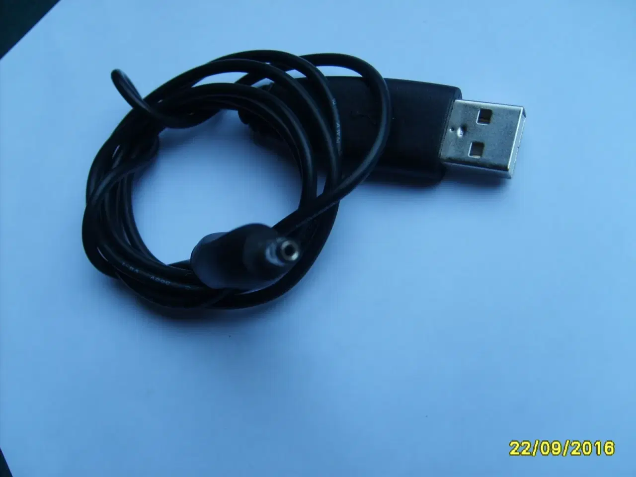 Billede 1 - USB kabel med rundt DC-stik 3,5 x 1,3 mm