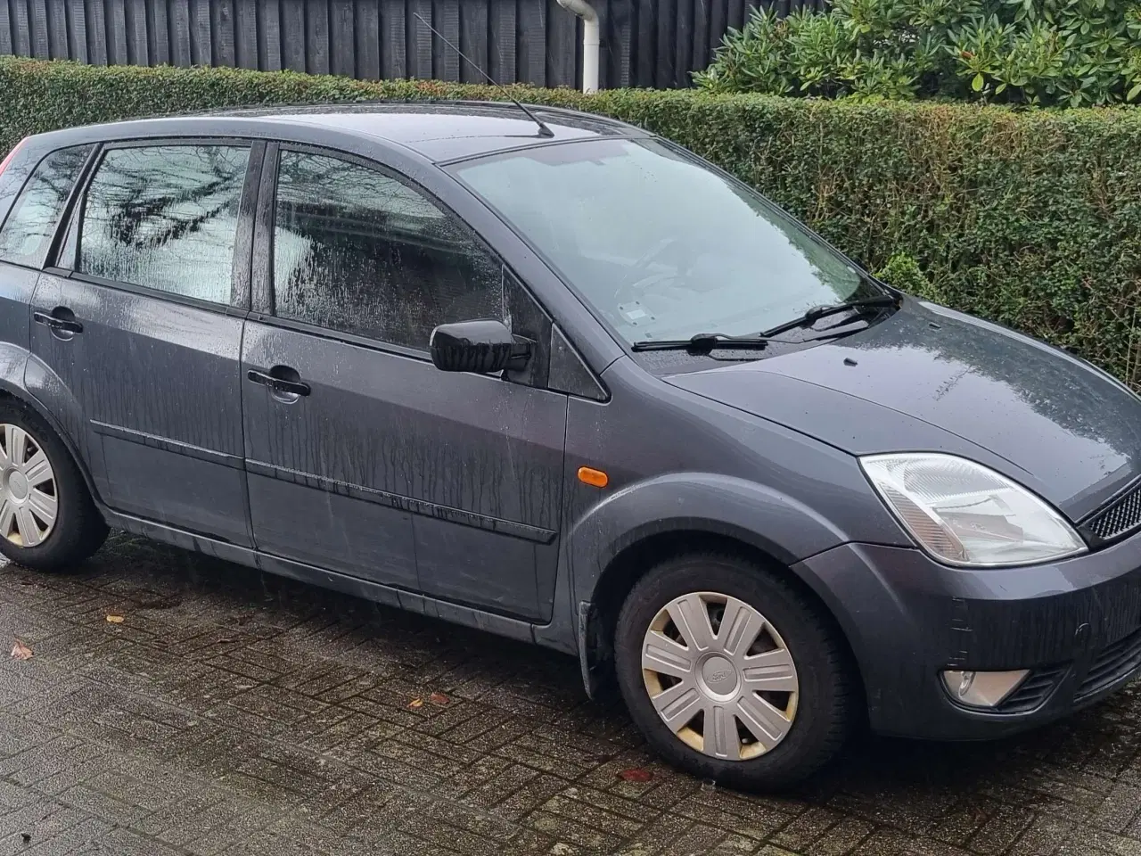 Billede 1 - Ford Fiesta Ældre model
